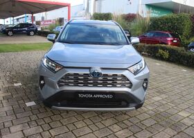 Тойота РАВ 4 2022 у Європі на Automoto.ua Сірий Тойота РАВ 4, об'ємом двигуна 2.49 л та пробігом 54 тис. км за 30157 $, фото 3 на Automoto.ua