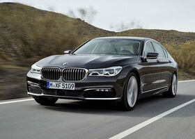 BMW 7 Series 2017 на тест-драйве, фото 2