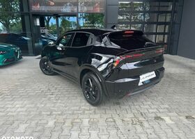 Альфа Ромео Джуниор 2025 в Европе на Automoto.ua Черный Альфа Ромео Джуниор, объемом двигателя 1 л и пробегом 1 тыс. км за 30243 $, фото 4 на Automoto.ua