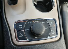 Чорний Джип Grand Cherokee, об'ємом двигуна 2.99 л та пробігом 137 тис. км за 21678 $, фото 18 на Automoto.ua