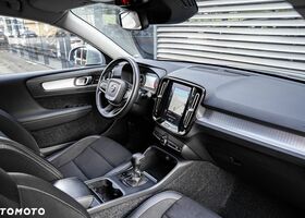 Вольво XC40, объемом двигателя 1.97 л и пробегом 162 тыс. км за 19849 $, фото 24 на Automoto.ua