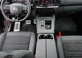 Сітроен C5 Aircross, об'ємом двигуна 1.2 л та пробігом 4 тис. км за 28078 $, фото 4 на Automoto.ua