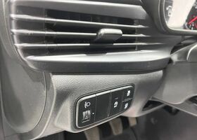 Хендай і20 2021 у Європі на Automoto.ua Білий Хендай і20, об'ємом двигуна 1.25 л та пробігом 86 тис. км за 13984 $, фото 12 на Automoto.ua