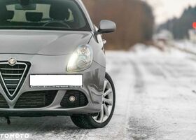 Альфа Ромео Giulietta, об'ємом двигуна 1.96 л та пробігом 215 тис. км за 6026 $, фото 6 на Automoto.ua