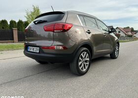 Кіа Sportage, об'ємом двигуна 1.59 л та пробігом 173 тис. км за 10778 $, фото 26 на Automoto.ua