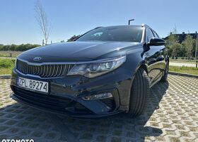 Кіа Оптіма, об'ємом двигуна 1.6 л та пробігом 131 тис. км за 16739 $, фото 9 на Automoto.ua