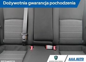 Тойота Авенсіс, об'ємом двигуна 1.8 л та пробігом 159 тис. км за 9935 $, фото 10 на Automoto.ua