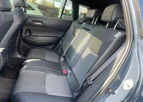 Тойота Corolla Cross 2025 в Европе на Automoto.ua Белый Тойота Corolla Cross, объемом двигателя 1.8 л и пробегом 0 тыс. км за 39044 $, фото 12 на Automoto.ua