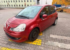 Рено Grand Modus 2011 в Европе на Automoto.ua Красный Рено Grand Modus, объемом двигателя 0 л и пробегом 174 тыс. км за 3850 $, фото 3 на Automoto.ua