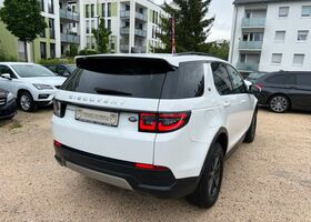 Білий Ленд Ровер Discovery Sport, об'ємом двигуна 2 л та пробігом 106 тис. км за 25162 $, фото 5 на Automoto.ua