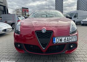 Альфа Ромео Giulietta 2018 у Європі на Automoto.ua Червоний Альфа Ромео Giulietta, об'ємом двигуна 1 л та пробігом 54 тис. км за 13536 $, фото 4 на Automoto.ua