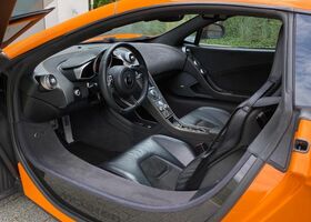 МакЛарен MP4-12C, об'ємом двигуна 3.8 л та пробігом 1928 тис. км за 110151 $, фото 9 на Automoto.ua