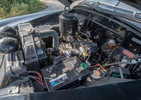 Черный Додж Coronet, объемом двигателя 0 л и пробегом 79 тыс. км за 29412 $, фото 3 на Automoto.ua