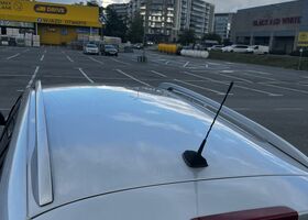 Рено Меган 2011 у Європі на Automoto.ua Сірий Рено Меган, об'ємом двигуна 1 л та пробігом 137 тис. км за 4964 $, фото 15 на Automoto.ua