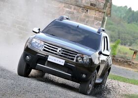 Рено Дастер, Внедорожник / Кроссовер 2010 - н.в. 1.6 dCi 4WD MT (109 Hp)