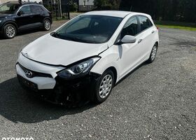 Хендай i30, объемом двигателя 1.4 л и пробегом 107 тыс. км за 2873 $, фото 1 на Automoto.ua