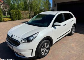 Кіа Niro, об'ємом двигуна 1.58 л та пробігом 149 тис. км за 14017 $, фото 12 на Automoto.ua