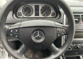 Мерседес Б-клас 2009 у Європі на Automoto.ua Мерседес Б-клас, об'ємом двигуна 1 л та пробігом 204 тис. км за 4335 $, фото 18 на Automoto.ua