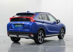 Мицубиси Eclipse Cross 2019 в Европе на Automoto.ua Синий Мицубиси Eclipse Cross, объемом двигателя 1.5 л и пробегом 95 тыс. км за 21246 $, фото 5 на Automoto.ua