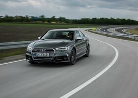 Audi S3 2016 на тест-драйве, фото 4