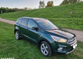 Форд Куга, об'ємом двигуна 2 л та пробігом 198 тис. км за 15086 $, фото 12 на Automoto.ua