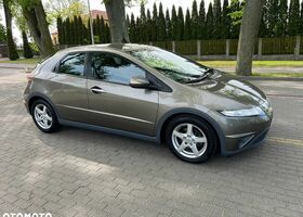 Хонда Цивик, объемом двигателя 1.8 л и пробегом 134 тыс. км за 4687 $, фото 9 на Automoto.ua