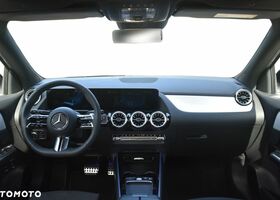 Мерседес ГЛА-Класс 2025 в Европе на Automoto.ua Серый Мерседес ГЛА-Класс, объемом двигателя 1 л и пробегом 4 тыс. км за 52058 $, фото 5 на Automoto.ua