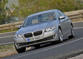 БМВ 5 Серія, Седан 2010 - н.в. 528i xDrive (F10)