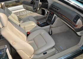 Мерседес ЦЛ 420 1994 у Європі на Automoto.ua Зелений Мерседес ЦЛ 420, об'ємом двигуна 4.2 л та пробігом 128 тис. км за 20005 $, фото 4 на Automoto.ua