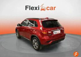 Мицубиси АСХ 2019 в Европе на Automoto.ua Красный Мицубиси АСХ, объемом двигателя 1.59 л и пробегом 148 тыс. км за 13385 $, фото 6 на Automoto.ua