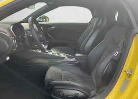 Жовтий Ауді TTS, об'ємом двигуна 1.98 л та пробігом 9 тис. км за 53772 $, фото 12 на Automoto.ua