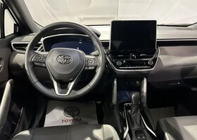 Тойота Corolla Cross 2024 у Європі на Automoto.ua Чорний Тойота Corolla Cross, об'ємом двигуна 1.99 л та пробігом 54 тис. км за 38341 $, фото 8 на Automoto.ua
