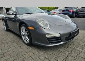 Серый Порше 911, объемом двигателя 3.6 л и пробегом 109 тыс. км за 59159 $, фото 2 на Automoto.ua