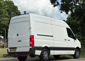 Фольксваген Крафтер 2015 в Европе на Automoto.ua Белый Фольксваген Крафтер, объемом двигателя 1.97 л и пробегом 255 тыс. км за 12448 $, фото 3 на Automoto.ua