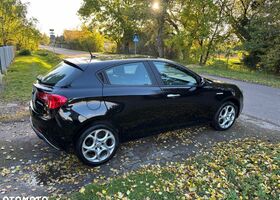 Альфа Ромео Giulietta 2019 у Європі на Automoto.ua Чорний Альфа Ромео Giulietta, об'ємом двигуна 1 л та пробігом 141 тис. км за 10388 $, фото 6 на Automoto.ua