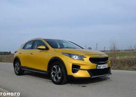 Кіа XCeed, об'ємом двигуна 1.35 л та пробігом 115 тис. км за 16847 $, фото 2 на Automoto.ua