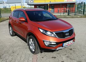 Киа Sportage, объемом двигателя 1.59 л и пробегом 95 тыс. км за 10130 $, фото 7 на Automoto.ua