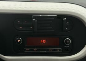 Рено Твинго 2020 в Европе на Automoto.ua Рено Твинго, объемом двигателя 1 л и пробегом 89 тыс. км за 7890 $, фото 10 на Automoto.ua