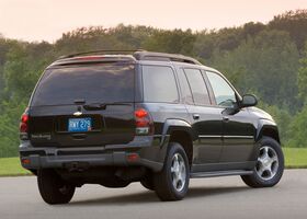 Шевроле Трейлблейзер, Позашляховик / Кросовер 2006 - 2012 6.0 i V8 16V SS AWD