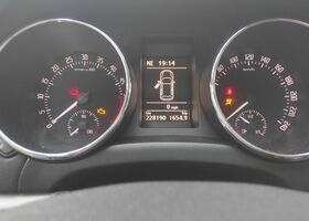 Шкода Ети, объемом двигателя 1.97 л и пробегом 230 тыс. км за 7019 $, фото 3 на Automoto.ua