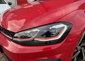 Фольксваген Гольф ГТІ 2018 у Європі на Automoto.ua Червоний Фольксваген Гольф ГТІ, об'ємом двигуна 1.98 л та пробігом 72 тис. км за 28975 $, фото 2 на Automoto.ua