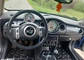 Міні Cooper, об'ємом двигуна 1.6 л та пробігом 218 тис. км за 2138 $, фото 8 на Automoto.ua