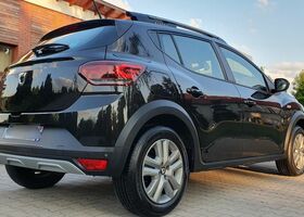 Дачия Sandero StepWay, объемом двигателя 1 л и пробегом 1000 тыс. км за 13256 $, фото 5 на Automoto.ua