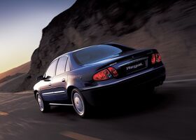 Бьюік Regal, Седан 1997 - 2004 IV (WF521) 3.8 i V6 GS