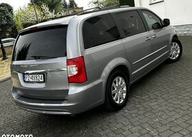 Крайслер Town & Country, об'ємом двигуна 3.78 л та пробігом 199 тис. км за 10130 $, фото 2 на Automoto.ua