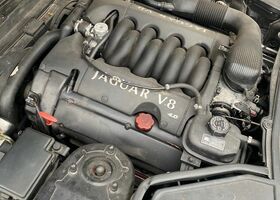 Ягуар ХК, об'ємом двигуна 4.2 л та пробігом 177 тис. км за 7019 $, фото 5 на Automoto.ua