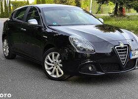 Альфа Ромео Giulietta, об'ємом двигуна 1.37 л та пробігом 134 тис. км за 7970 $, фото 4 на Automoto.ua