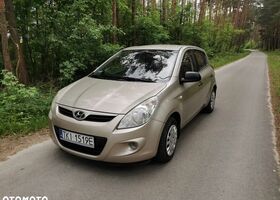 Хендай и20, объемом двигателя 1.25 л и пробегом 278 тыс. км за 2981 $, фото 2 на Automoto.ua