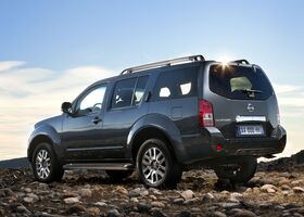 Ниссан Патфайндер, Внедорожник / Кроссовер 2010 - н.в. 2,5 dCi 4WD AT (190)