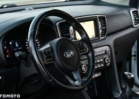 Киа Sportage, объемом двигателя 1.59 л и пробегом 123 тыс. км за 14233 $, фото 24 на Automoto.ua